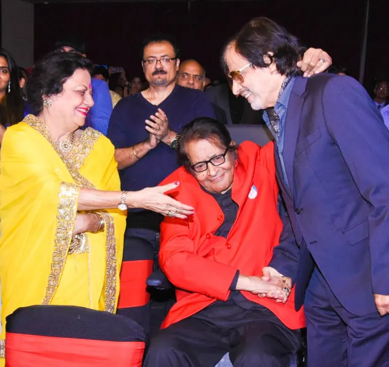 मुंबई में आयोजित हुए बॉलीवुड फिल्म जर्नलिस्ट अवार्ड्स 2019 शामिल हुए कईं सितारे