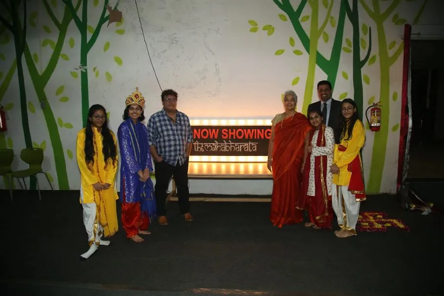Tigmanshu Dhulia Along With The Students And Head Of School Of Mount Litera School International