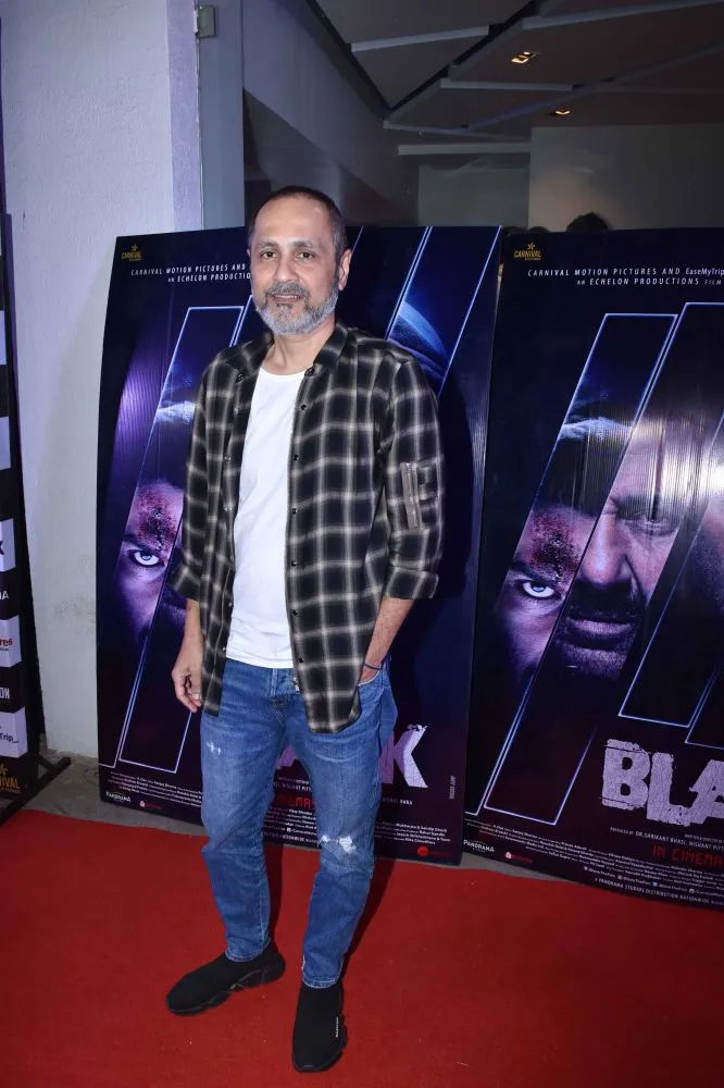 ट्विंकल खन्ना और अक्षय कुमार ने सेलेब्स के लिए रखी करण कपाड़िया की फिल्म ब्लैंक की स्पेशल स्क्रीनिंग