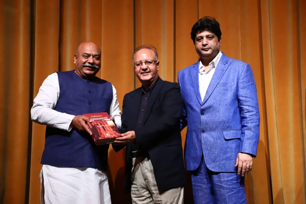 दिल्ली में थिएटर की शुरुआत कश्मीरी पंडितों की कहानी रिफ्यूजी कैम्प के साथ