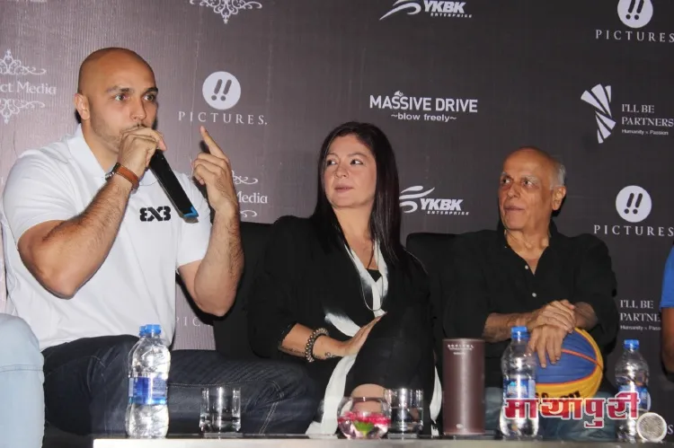 Rohit Bakshi, Pooja Bhatt and Mahesh Bhatt 