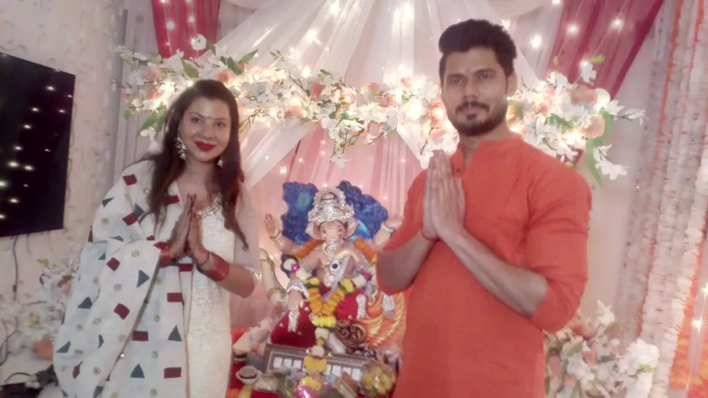 Sambhavna Seth, Avinash Dwivedi 