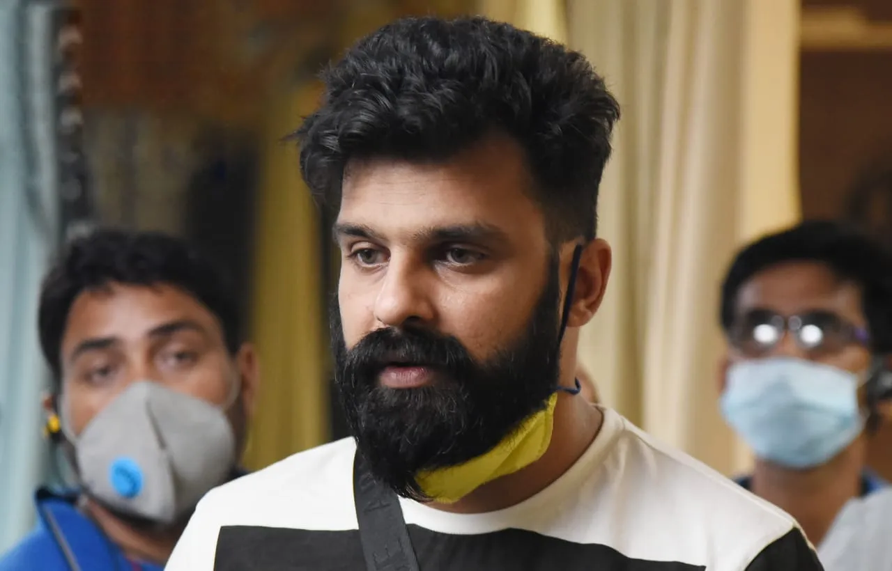 डायरेक्टर कुशाल ज़वेरी ने कहा, "टीवी डायरेक्टर को फिल्म या वेब सीरीज मिलना बहुत कठिन है".