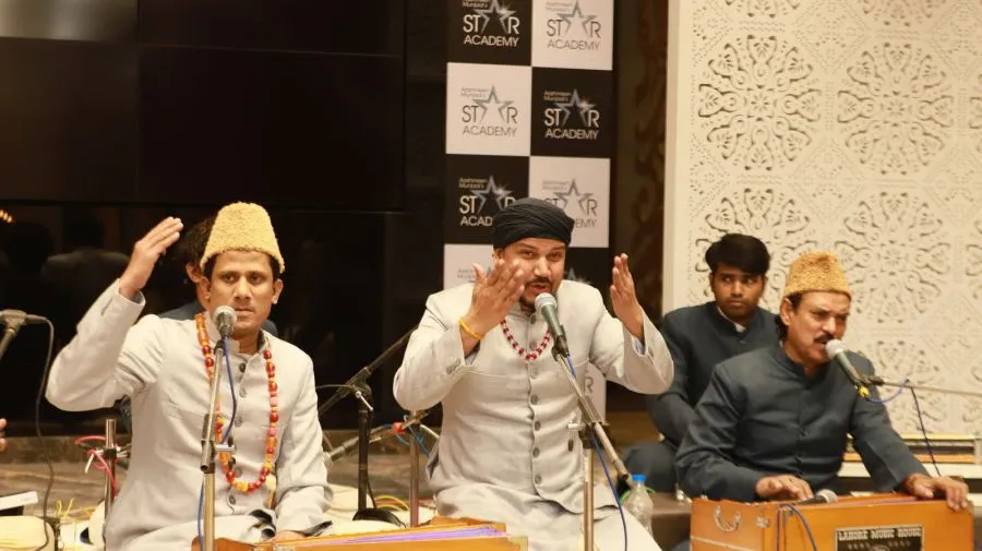 अरविंद मुंजाल और आशमीन मुंजाल की मेजबानी में लखनवी अंदाज़ -ए-महफ़िल