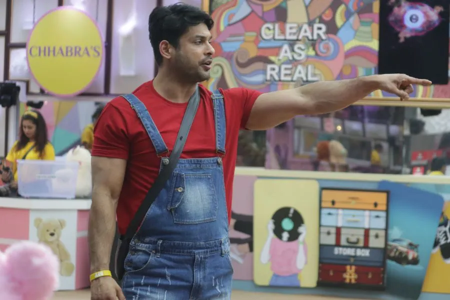 Bigg Boss-13, Day-17: खुद को सुरक्षित रखने के लिए कंटेस्टेंट्स चल रह हैं नई चाल !