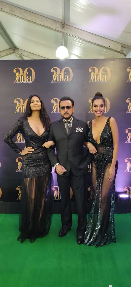 IIFA Awards 2019: आलिया-रणबीर, दीपिका-रणवीर से लेकर विक्की से सारा तक, जानिए किसे मिला कौन सा अवॉर्ड