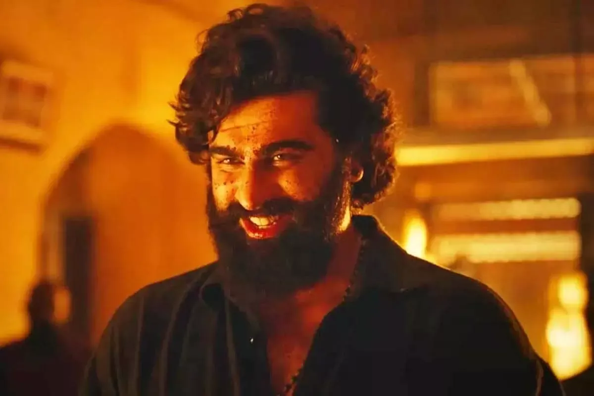अर्जुन कपूर ने मुंबई एयरपोर्ट पर पत्रकारों से तंबाकू छोड़ने का किया आग्रह | Arjun  Kapoor urges journalists at Mumbai airport to quit tobacco अर्जुन कपूर ने  मुंबई ...