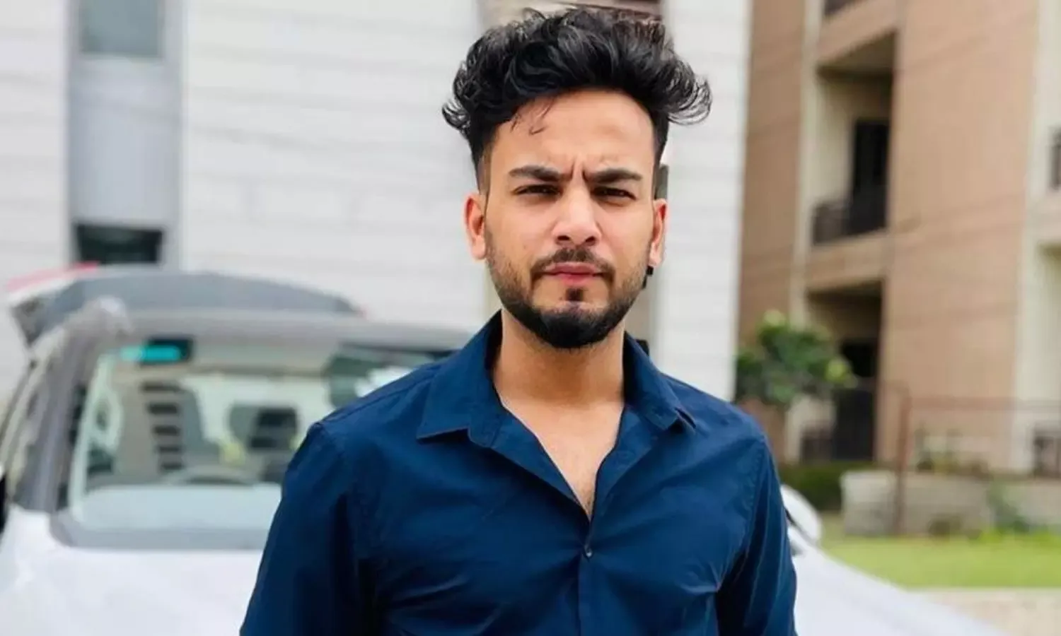 Elvish Yadav: हिन्दू संगठन ने एल्विश यादव को बताया नशे का सौदागर, न्यू ईयर  पार्टी 2025 का किया विरोध | Hindu organization called Elvish Yadav a drug  dealer, opposed New Year Party 2025
