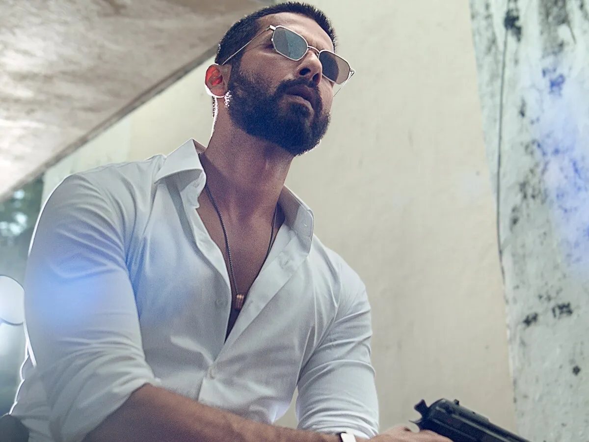 Shahid Kapoor Is New Cop on the Block, Announces Deva With a HOT 1st Look;  Locks Dussehra 2024 - News18