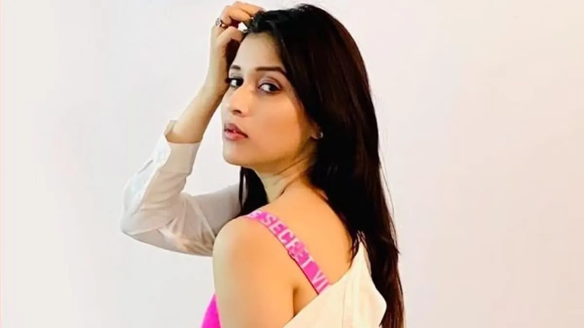 Mannara Chopra