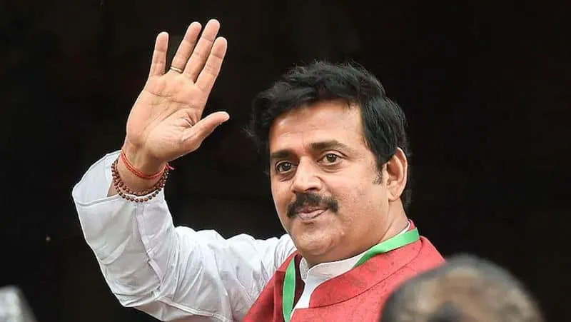 Ravi Kishan's Biography | Birth | Education | Family | Marriage | Debut |  Films | Politics