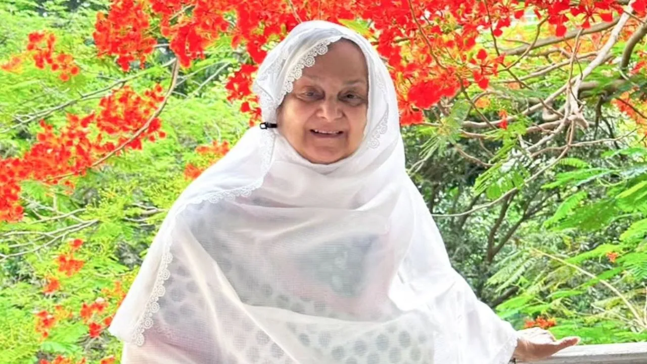 Saira Banu develops two clots in her calf after being diagnosed with pneumonia: Reports