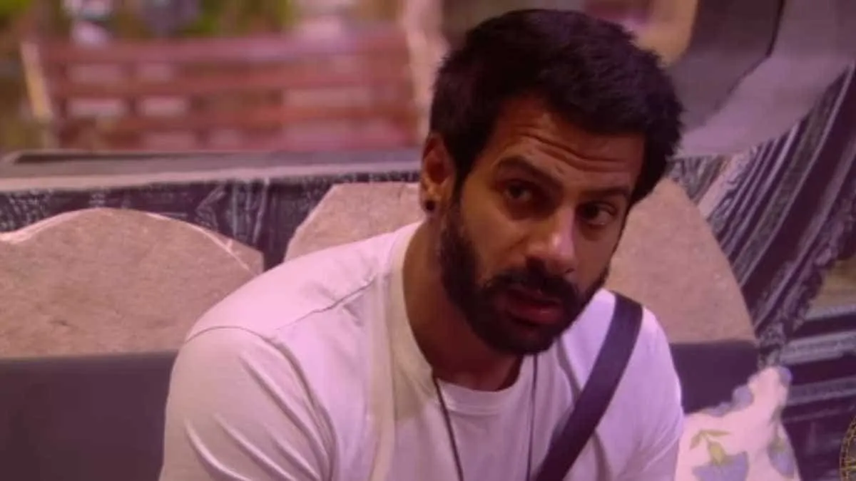 Bigg Boss 18: Karan Veer Mehra gets emotional as he talks about family;  says 'Mere andar kabiliyat nahi...'