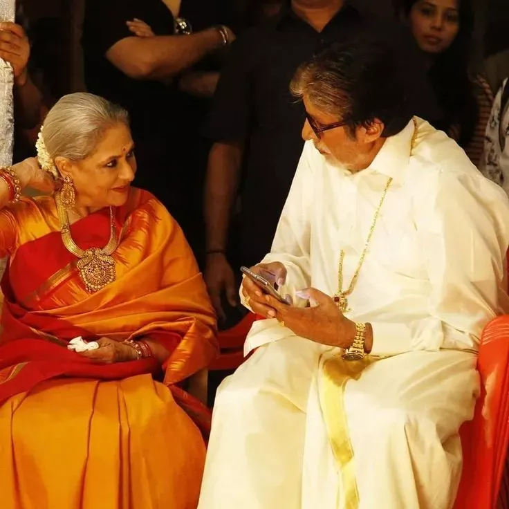 jaya bachchan amitabh bachchan