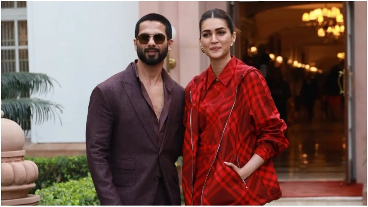 Exclusive: Shahid Kapoor, Kriti Sanon on deepfake video: We are pushing the  blame to AI - India Today