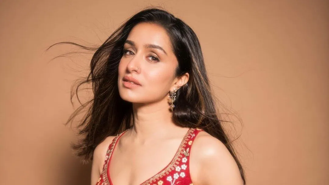 Actor Shraddha Kapoor confirms she's dating - India Today