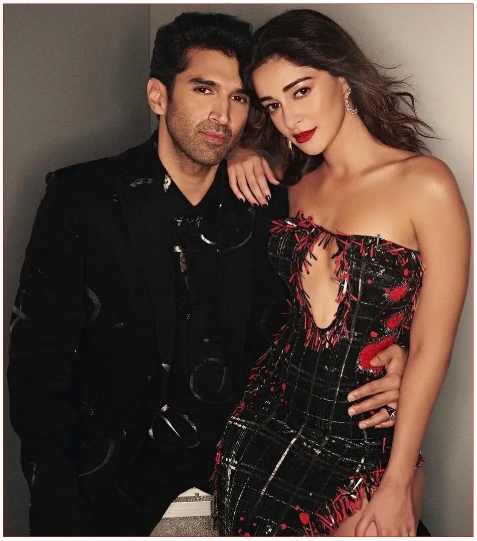 Aditya Roy Kapur breakup with Ananya Pandey Actor Speaks Out Over  Relationship Gossips अनन्या पांडे संग रिश्ते पर बोले आदित्य रॉय कपूर, कहा-  इसीलिए चीजों को खुद तक ही रखता हूं, Bollywood