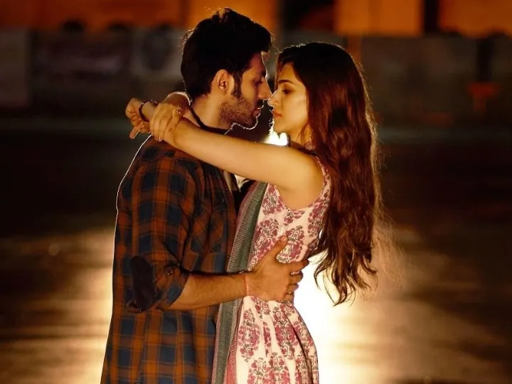 Kartik Aaryan-Kriti Sanon Reunite For 'Shehzada', Shoot Begins, Release  Date Announced