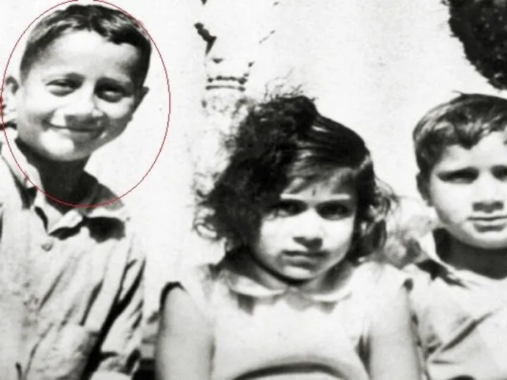 Anupam kher 