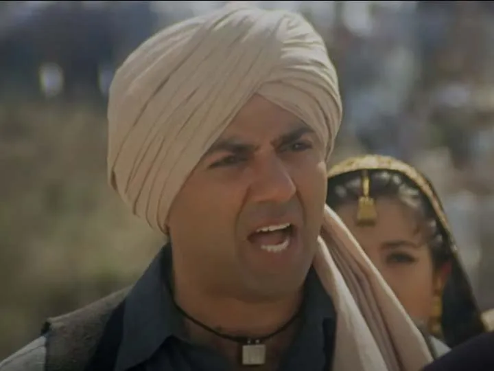 Sunny Deol Ameesha Patel starrer Gadar Ek Prem Katha Trailer Released Watch  video | Gadar Trailer: 22 साल बाद भी कम नहीं हुआ 'गदर' का भौकाल, इंटरनेट पर  छाया ट्रेलर, फैंस बोले- '