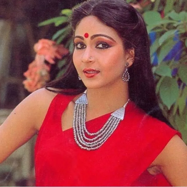 Rati Agnihotri | Indian bollywood actress, Most beautiful indian actress,  Beautiful indian actress