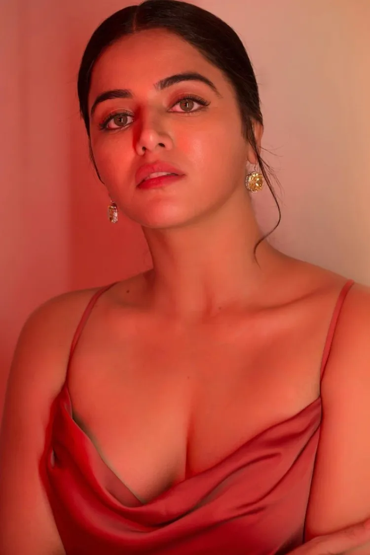 Wamiqa Gabbi