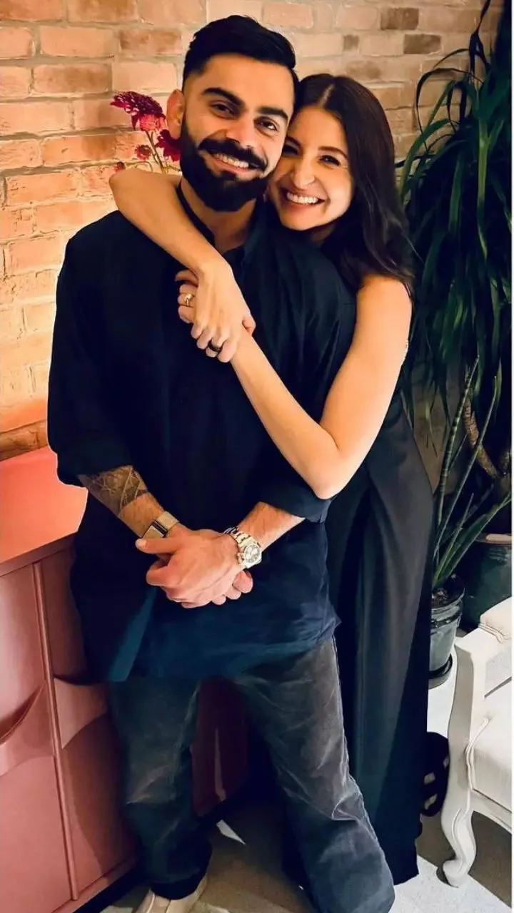 Virat Kohli Anushka Sharma: क्या हमेशा के लिए शिफ्ट होने वाले हैं... -  Cricket in Hindi