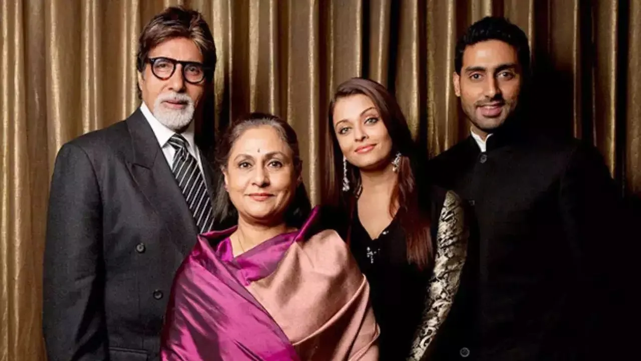 पत्नी ऐश्वर्या या मां जया, किससे डरते हैं अभिषेक? बहन श्वेता ने बताया  रिश्ते का सच - Abhishek bachchan scared of mother jaya bachchan or wife  aishwarya rai once shweta bachchan reveals