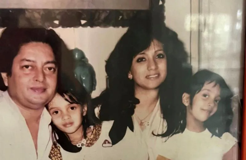 moon moon sen family