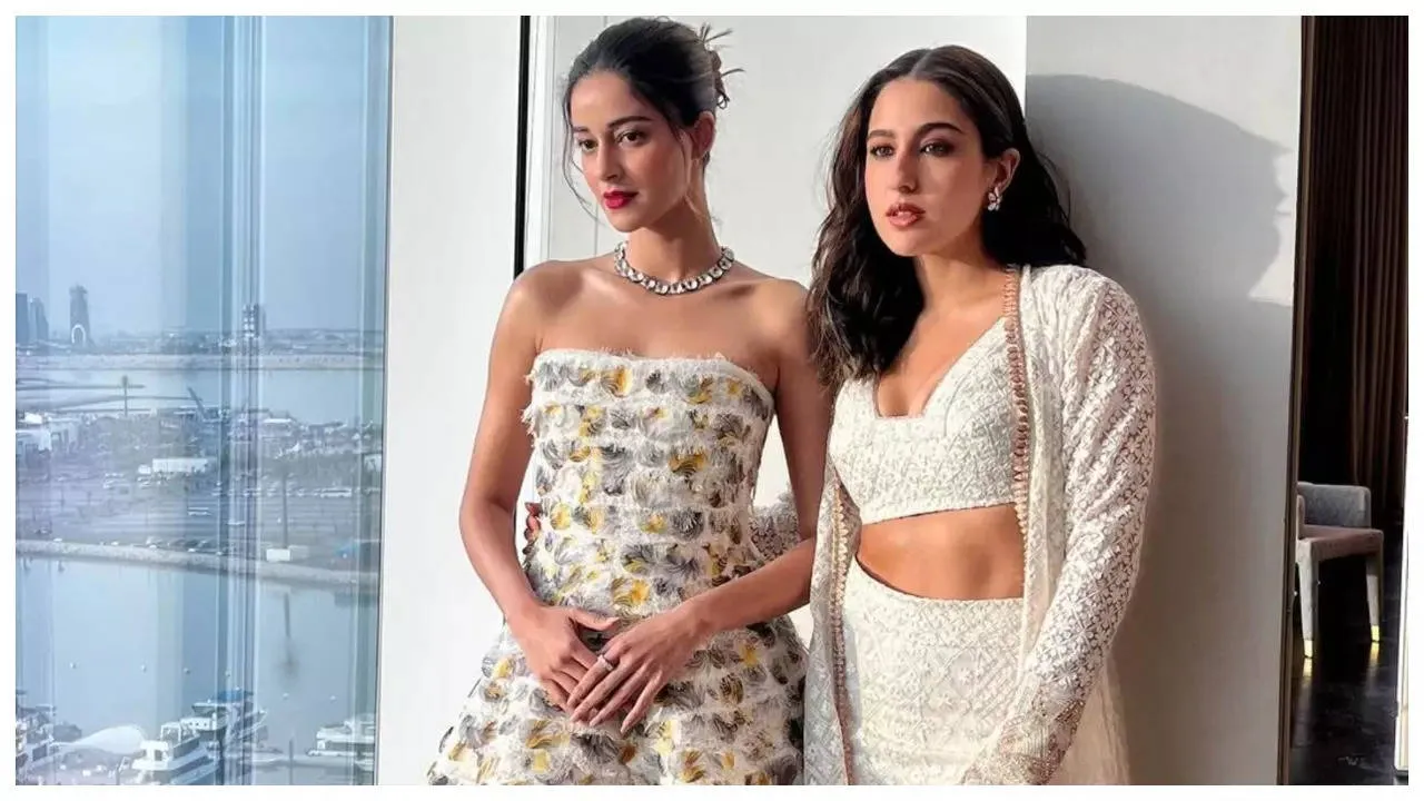 Sara Ali Khan and Ananya Panday to grace episode 3 of Koffee with Karan:  Report | Hindi Movie News - Times of India
