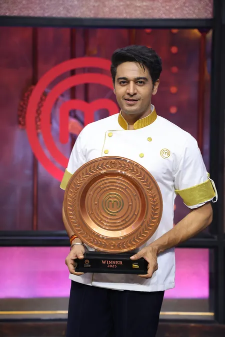  GAURAV KHANNA 