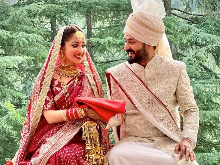 Yami Gautam Tied The Knot With Uri-The Surgical Striker Director Aditya Dhar  | आदित्य धर की हुईं यामी गौतम: 32 साल की एक्ट्रेस ने फिल्म 'उरी : द सर्जिकल  स्ट्राइक' के डायरेक्टर