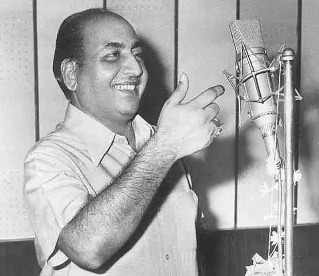 Death Anniversary Some Interesting Facts About Mohammed Rafi | मोहम्मद रफी  यांच्या आयुष्यातील लोकप्रिय किस्से, वीज गेल्याने चमकले होते मोहम्मद रफी  यांचे नशीब | Divya Marathi
