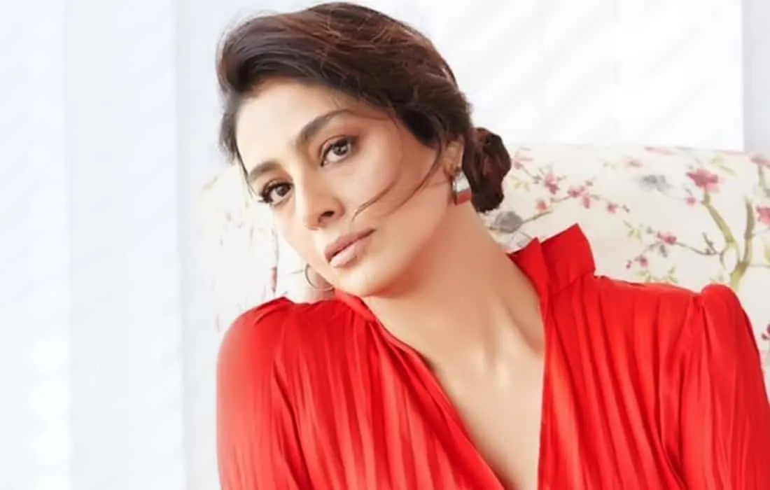 Tabu reunites with Akshay Kumar for Priyadarshan's 'Bhooth Bangla'