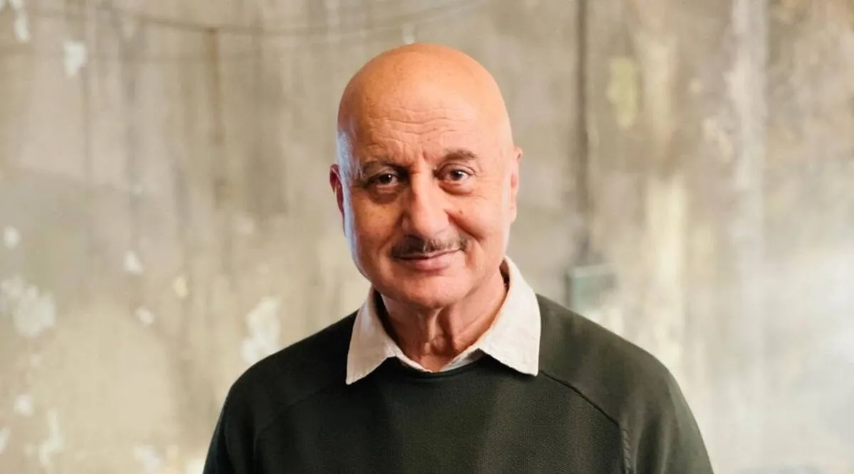 Anupam Kher clocks 37 years in films, credits 'Saaransh' for his longevity  in industry – The Right News