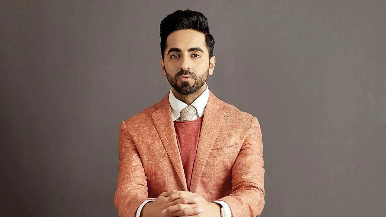 आयुष्मान खुराना करियर में मिले हर फैन का लेटर रखते हैं संभाल कर, दिखाई एक  झलक - Hindi News | Ayushmann Khurrana keeps the letter of every fan he  meets in his