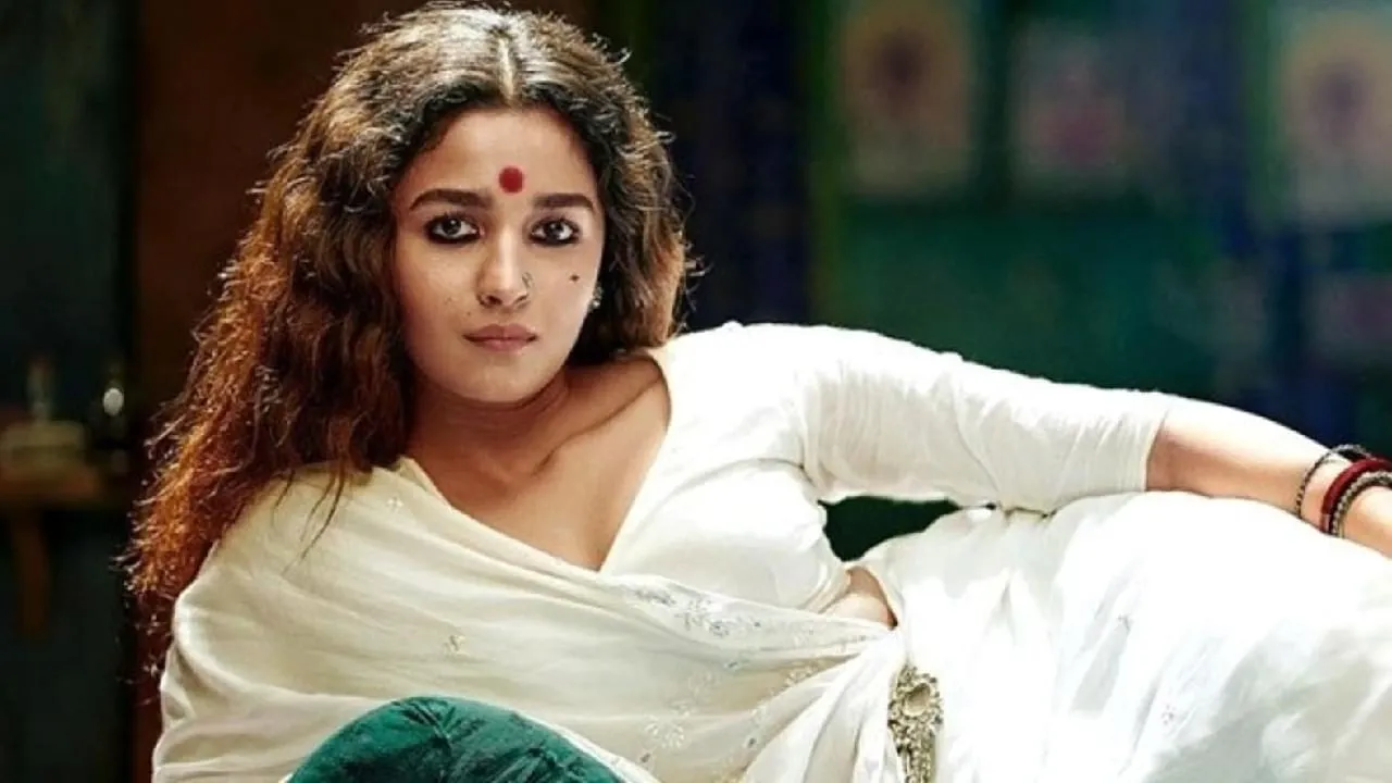 Gangubai Kathiawadi on NetFlix : अब ओटीटी पर भी आलिया की गंगूबाई मचाएगी  धूम, जानिए कब और कैसे देख सकेंगे... | Sanjay leela bhansali film Gangubai  Kathiawadi is going to streaming on