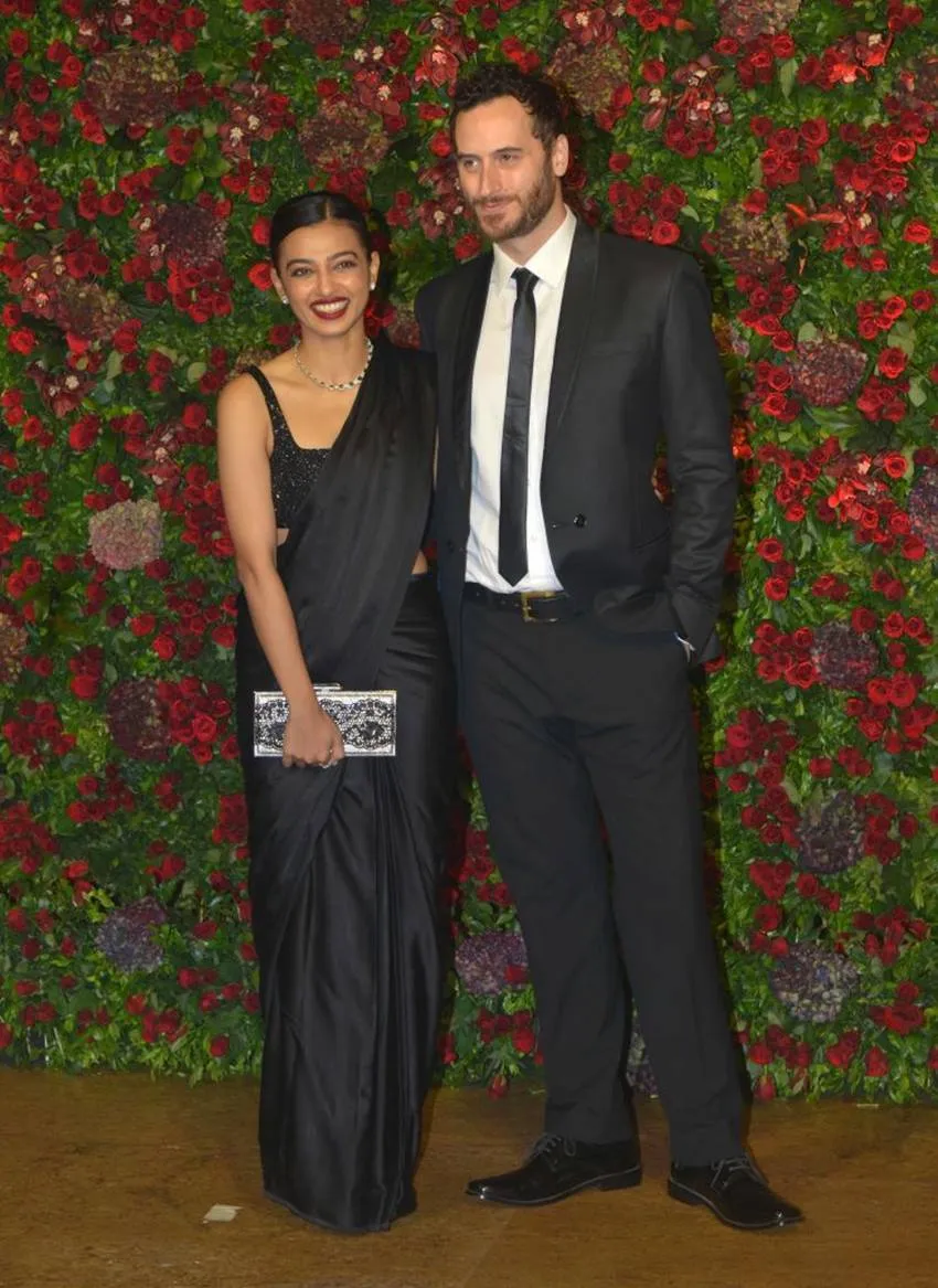 Radhika Apte revealed that she have not taken photos during her marriage  because of alcohol - राधिका आप्टे के पास नहीं है उनकी शादी की कोई फोटो, नशे  में इतने टल्ली थे