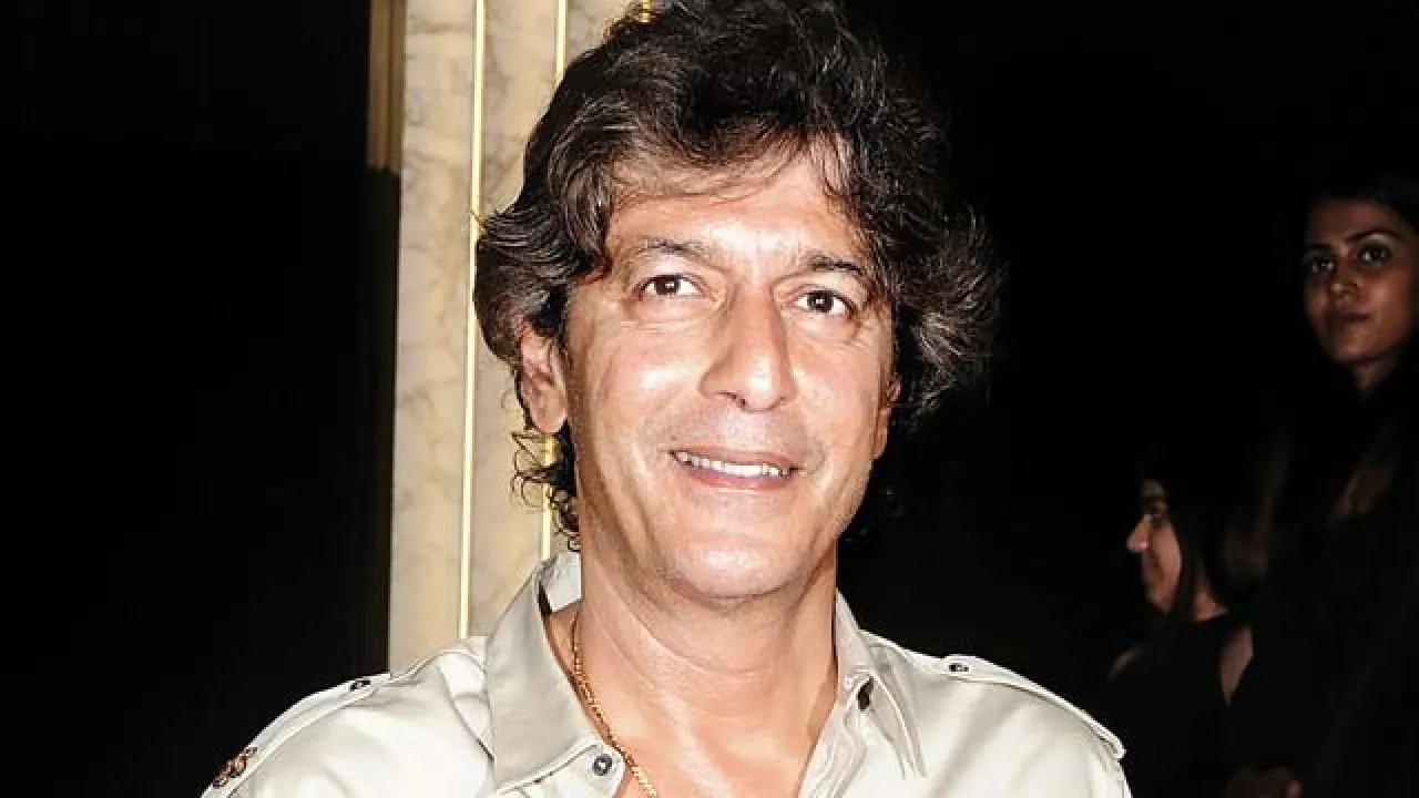 Chunky Pandey has been a superstar of Bangladesh, throws lavish parties without spending anything | Chunky Pandey's birthday post his downfall in Bollywood actor became superstar in Bangladesh read ...