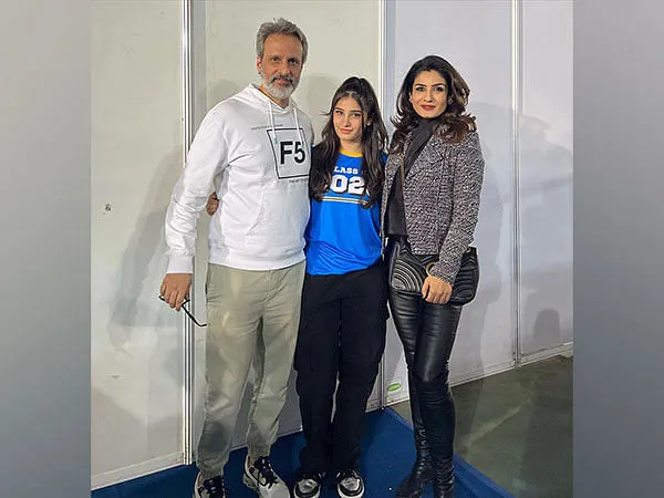 Raveena tandon parents