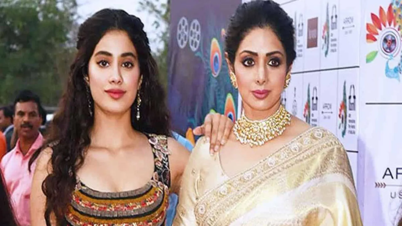 जो मेरे साथ हुआ, मैं उसी के लायक हूं' मां श्रीदेवी के निधन के 5 साल बाद ऐसा  क्यों बोलीं जान्हवी कपूर | Janhvi Kapoor's Pain Spilled Over Mother  Sridevi's Death, Said -