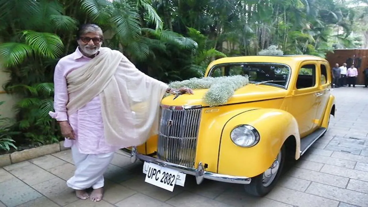 Today is 11th October and birthday of Amitabh Bachchan