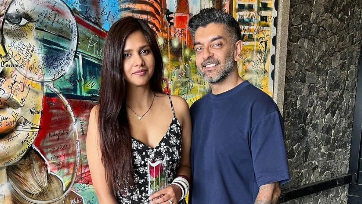 Dalljiet kaur and her husband nikhil patel unfollow each other on instagram  | Jansatta