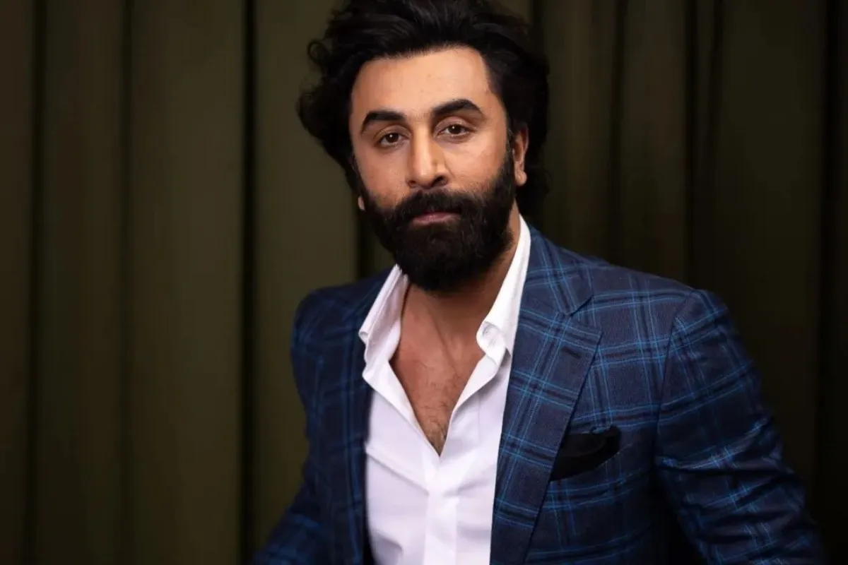Dhoom 4 में धूम मचाएंगे रणबीर कपूर, अभिषेक बच्चन और उदय चोपड़ा का कटा  पत्ता, ये है लेटेस्ट अपडेट