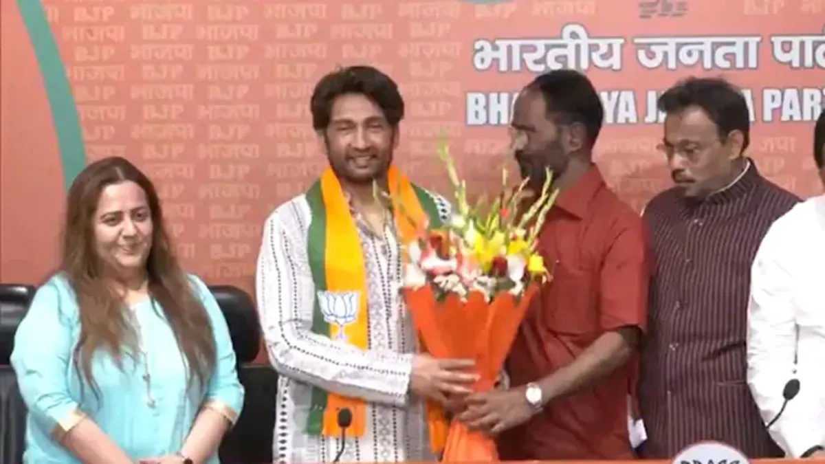 Ex-Congress leader Radhika Khera, actor Shekhar Suman join BJP