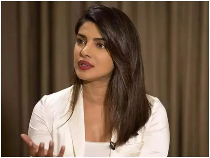 Priyanka Chopra made a big statement about surviving in Bollywood the  actress said there is nothing space of politic for talent | बॉलीवुड में  सर्वाइव करने को लेकर प्रियंका चोपड़ा ने दिया