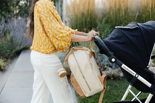 Choosing Between Shoulder Baby Bags And Backpack Diaper Bags – Fawn Design