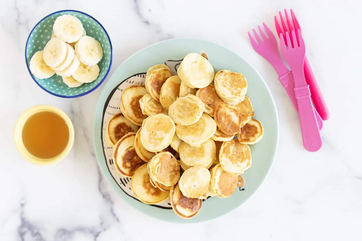 Mini Pancakes (with Fruit)