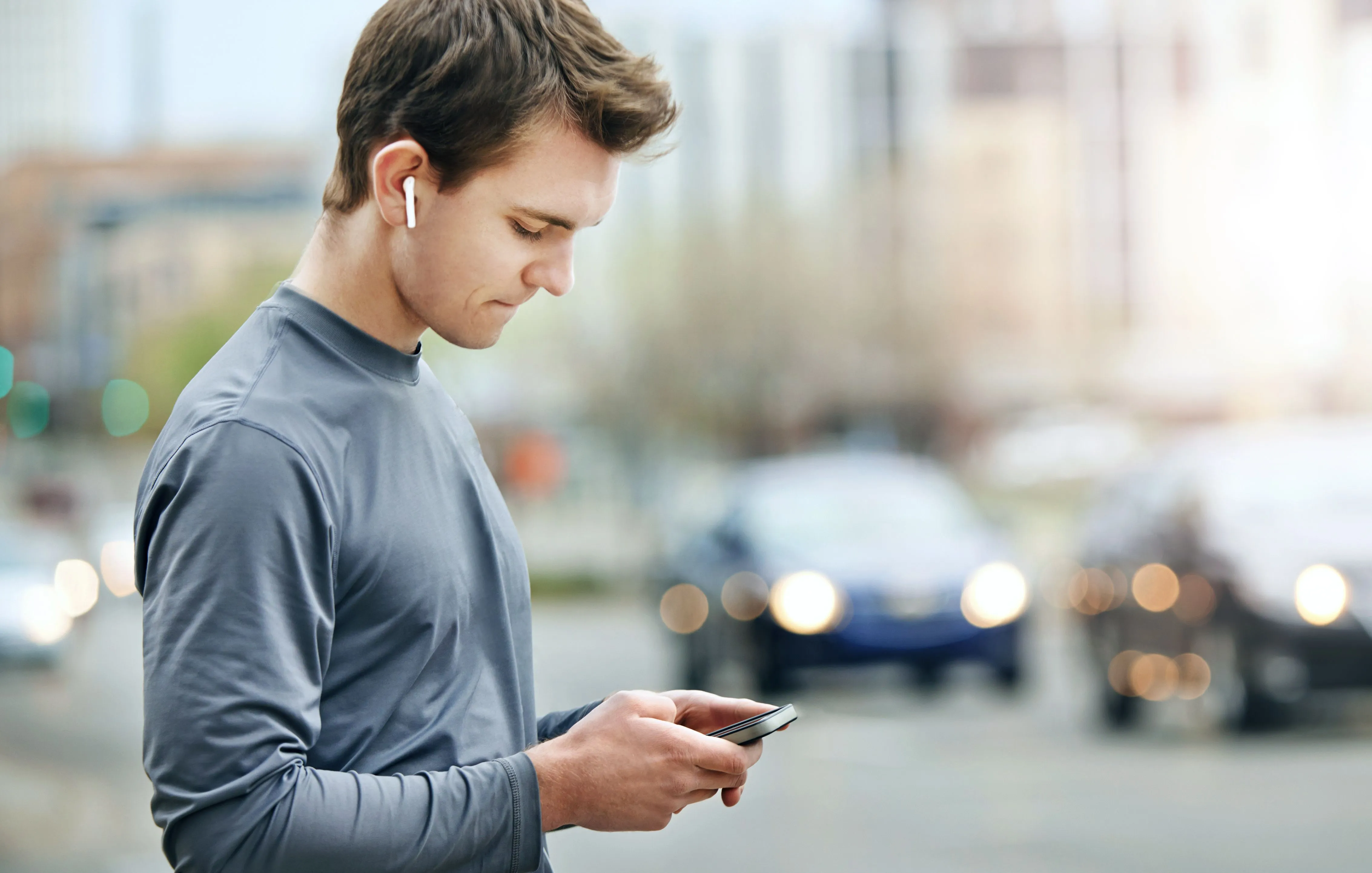 Airpods, Other Bluetooth Wireless Headphones Linked to Cancer, Scientists  Warn