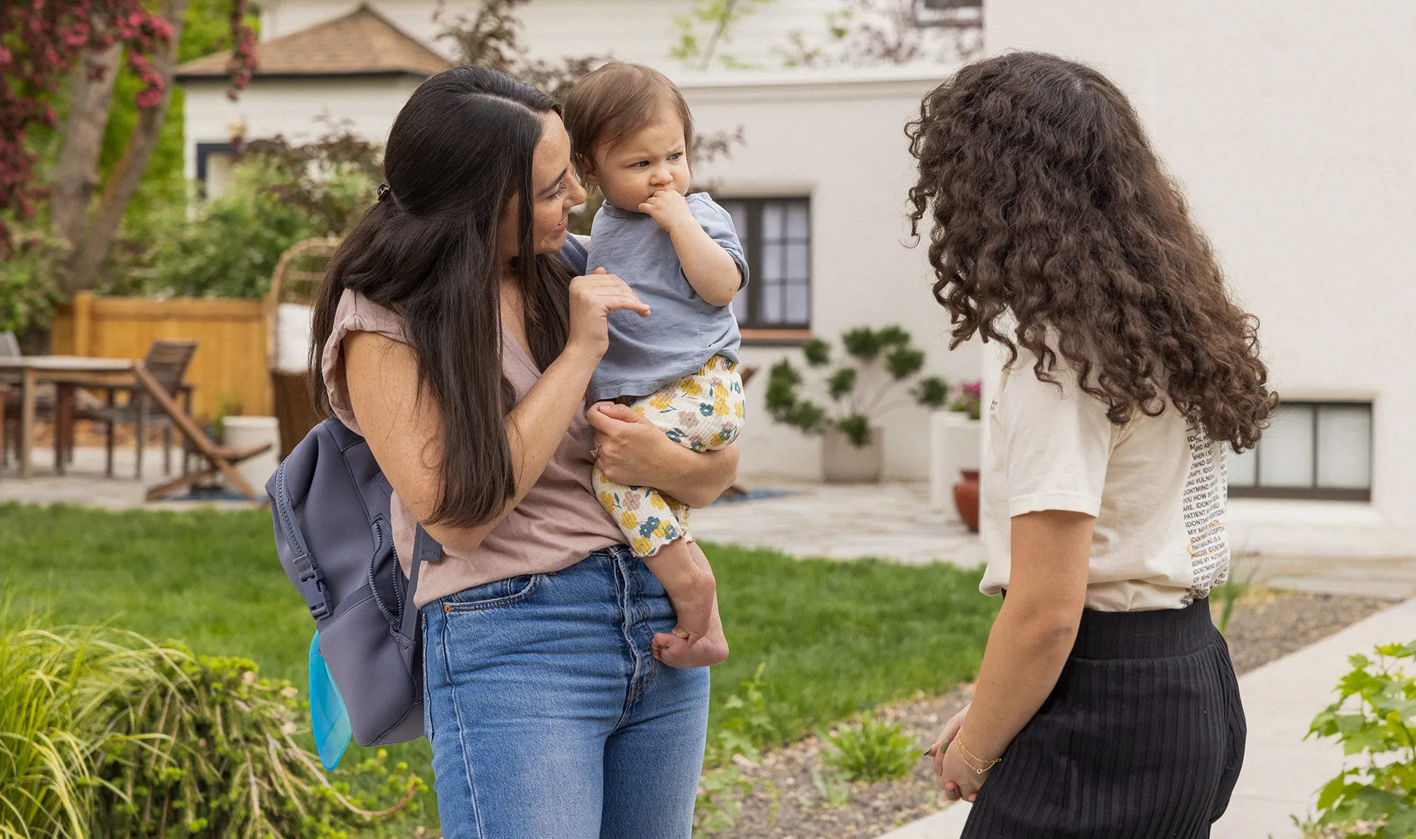 5 tips to ease your baby's stranger anxiety | Lovevery